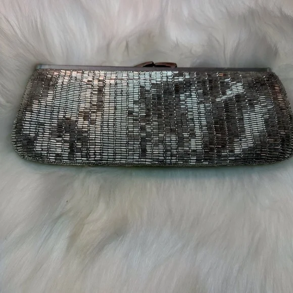 Beaded Valerie Stevens clutch - Picture 1 of 9